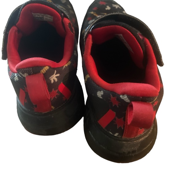 Adidas * Disney Mickey Mouse prints Fortarun 2.0 collab - Picture 2 of 4